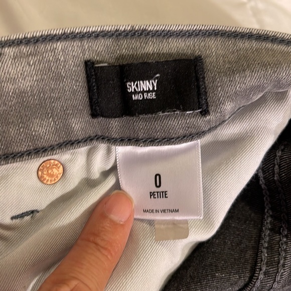 Express skinny stretch jeans , petite,mid-rise charcoal grey size 0. - Picture 6 of 7